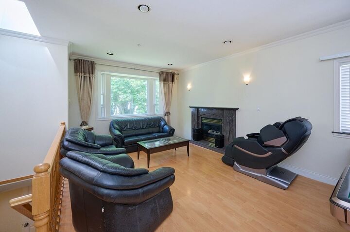 Property Photo: 2326 Charles Street BC V5L 2V5