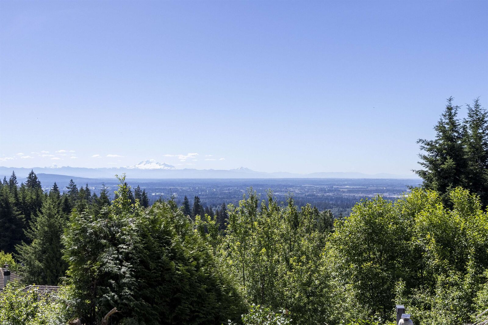 Property Photo: 3032 Maplewood Court BC V3E 3P3