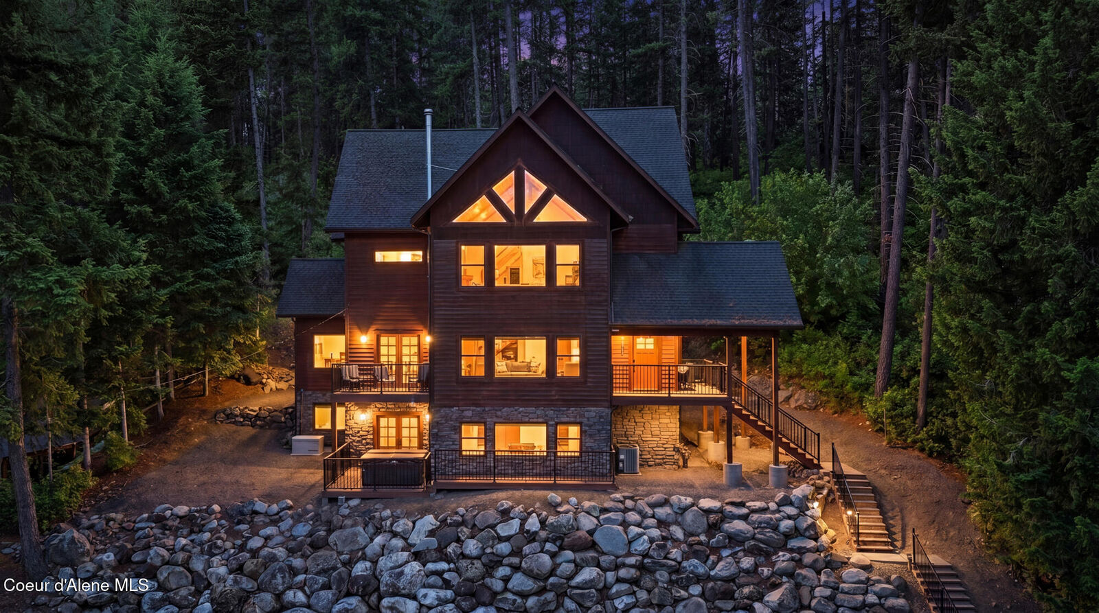 Property Photo:  1335 S Fairmont Loop  ID 83814 