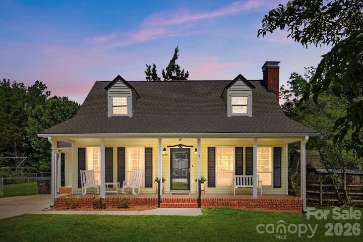 Property Photo:  2634 Cherokee Court  NC 28056 