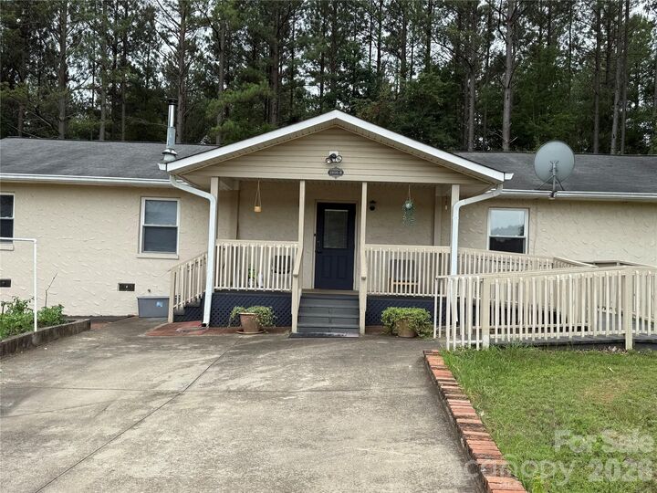 Property Photo:  2800 Coxe Road  NC 28782 