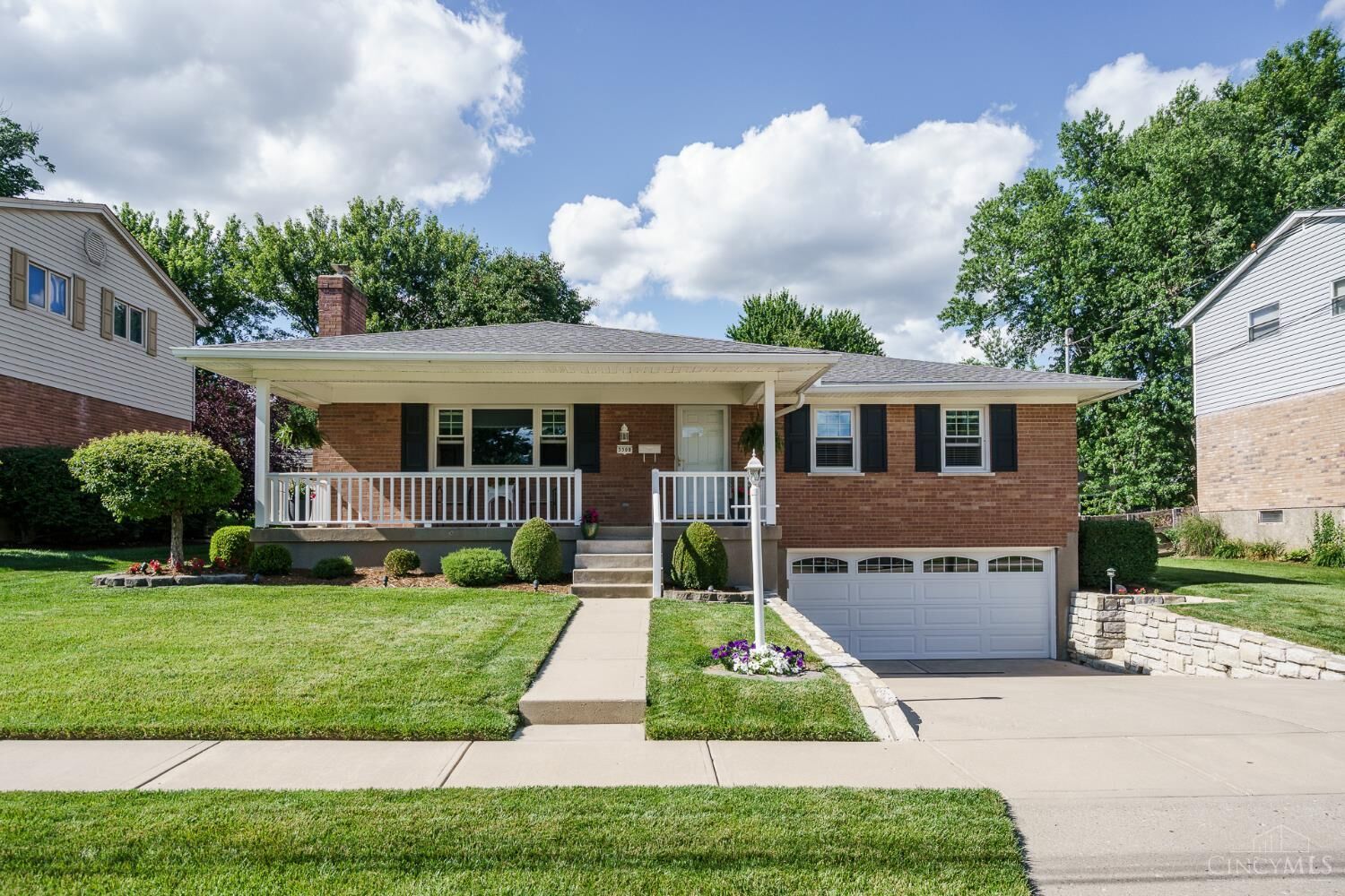 Property Photo:  5508 Cleander Dr  OH 45238 