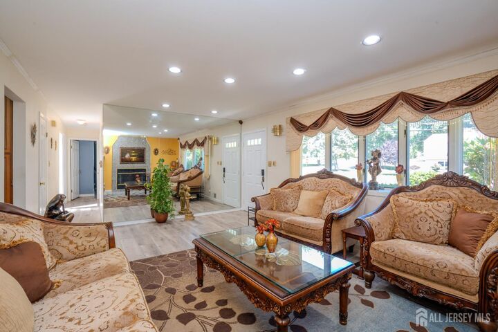 Property Photo:  2284 Polk Avenue  NJ 08902 