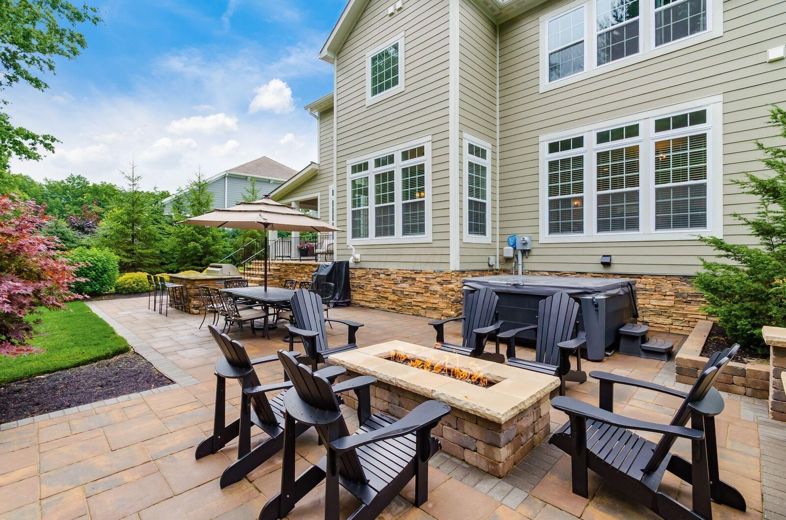 Property Photo: 3005 Highland Woods Boulevard OH 43054