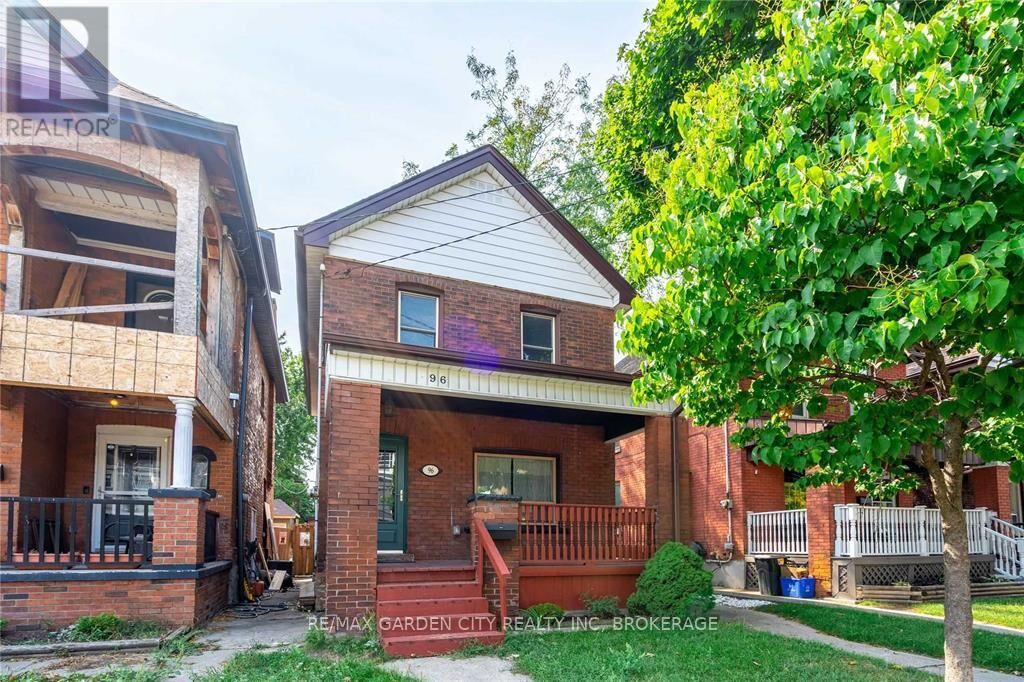 Property Photo:  96 Beechwood Avenue  ON L8L 2S6 
