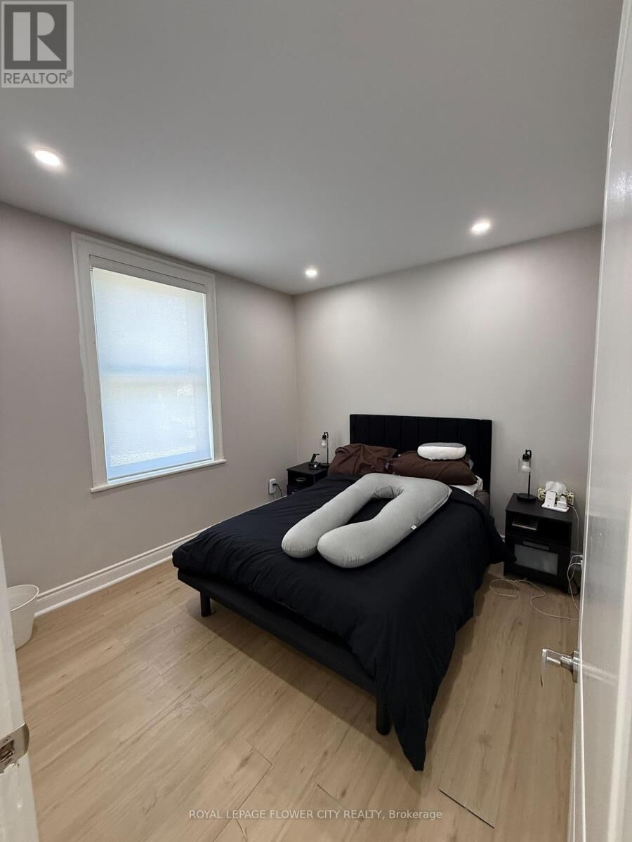 Property Photo:  80 Willow Street 1  ON L7E 3G3 