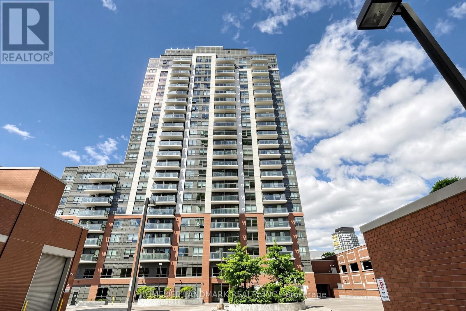 Property Photo:  1420 Dupont Street 603  ON M6H 0C2 