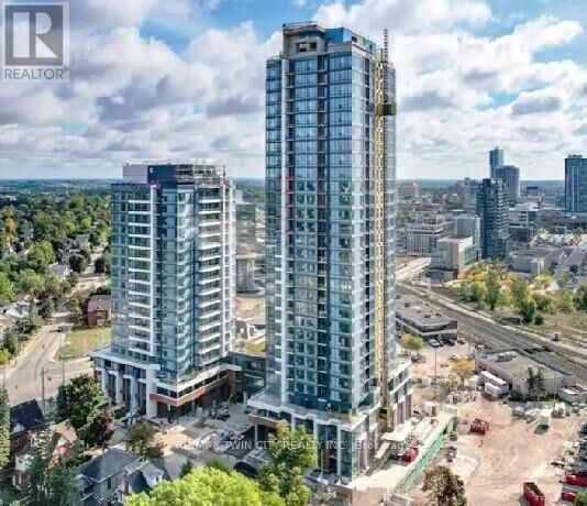 Property Photo:  15 Wellington Street 1504  ON N2G 0E4 