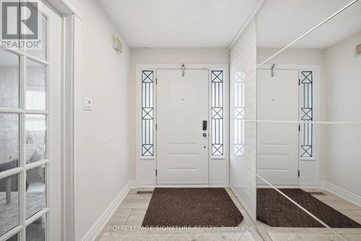 Property Photo:  6326 Millers Grove Upper  ON L5N 3H7 