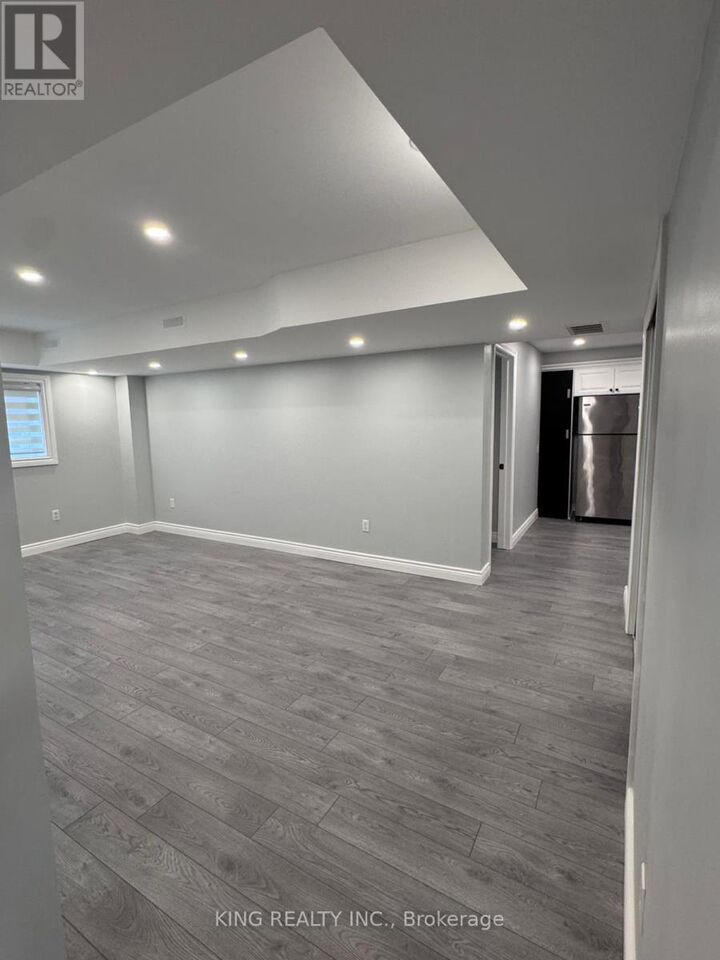 Property Photo: 10 Humber Street East ON L4N 5S4