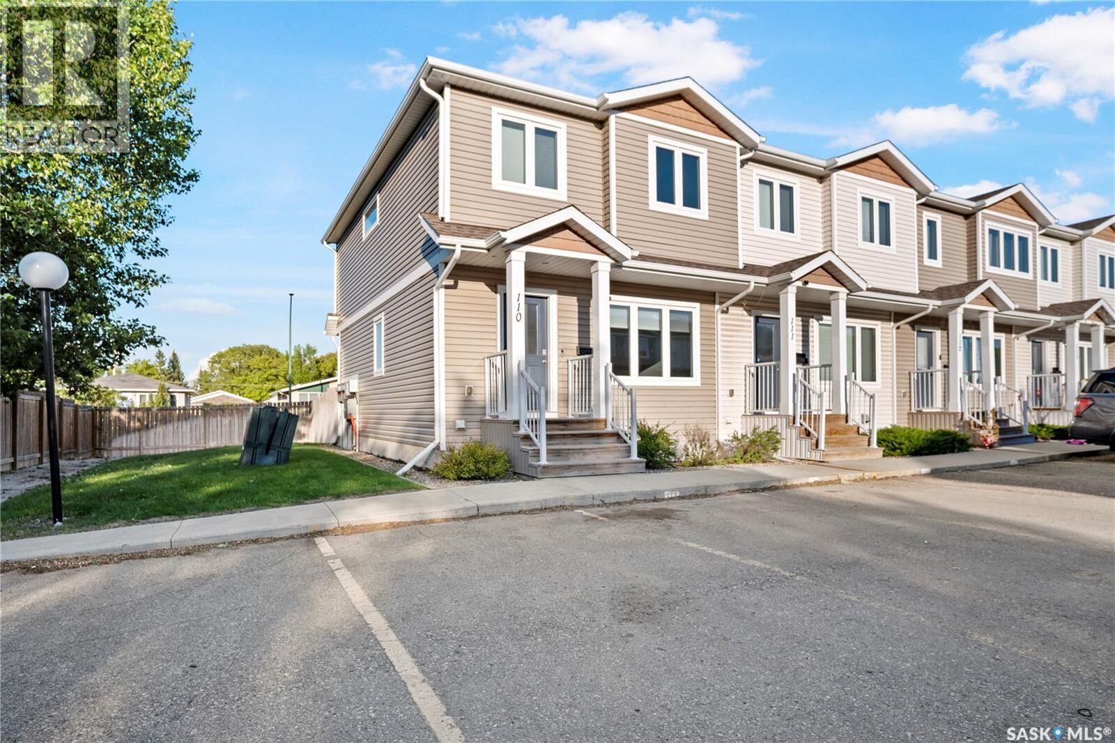 Property Photo: 110 4102 3rd Avenue N SK S4R 2B7