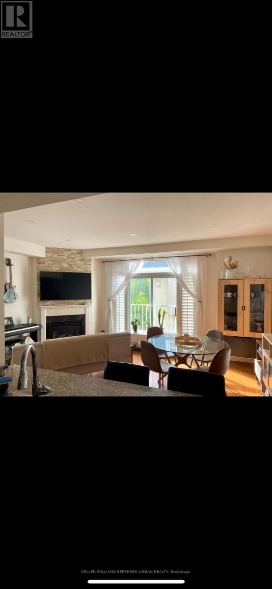 Property Photo:  36 Stadium Road 525  ON M5V 3P4 