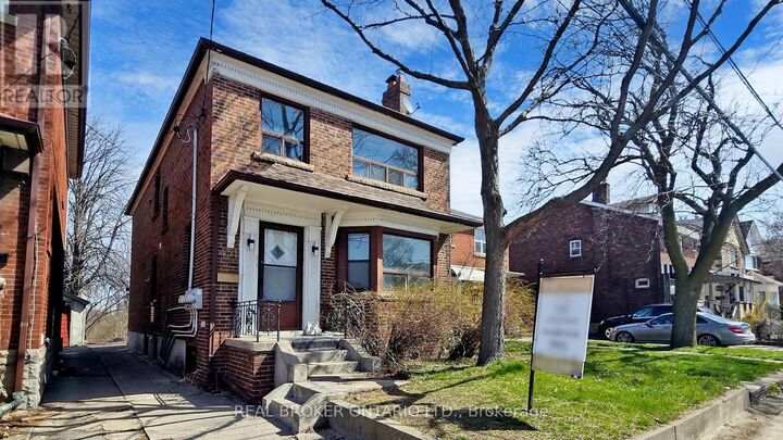 Property Photo:  451 Donlands Avenue Upper  ON M4J 3S4 