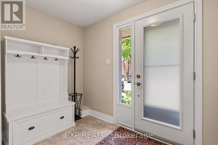Property Photo: 1856 Summerfields Crescent ON K1C 7B7