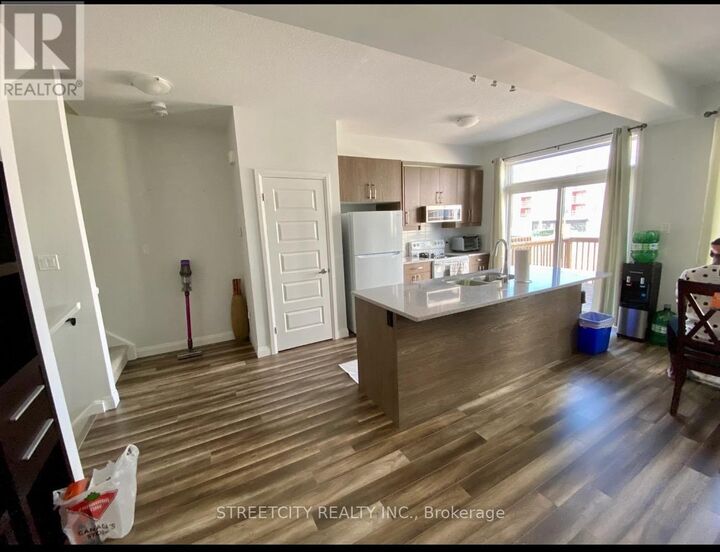 Property Photo:  819 Kleinburg Drive 46  ON N5X 3Z1 