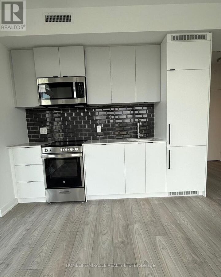 Property Photo:  285 Dufferin Street 926  ON M6K 0J2 