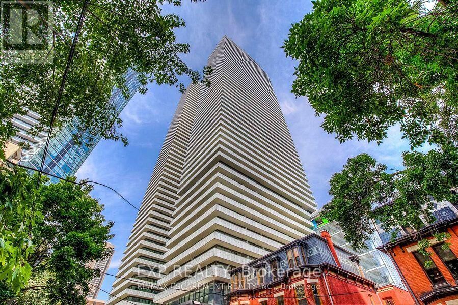 Property Photo:  50 Charles Street East 4008  ON M4Y 1T1 