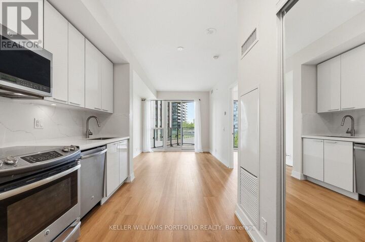 Property Photo:  10 Park Lawn Road 524  ON M8V 0H9 