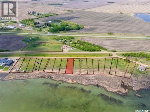 Property Photo: 770 Lakeshore Drive SK S0M 1X0