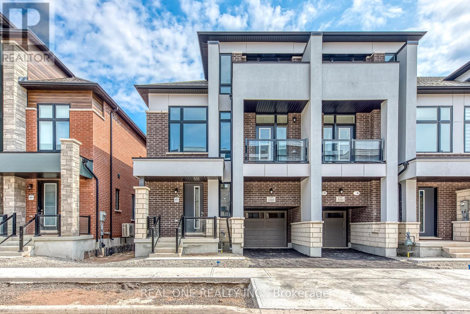 Property Photo: 3103 Perkins Way ON L6H 7Z5