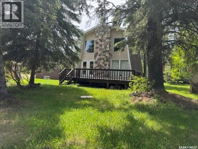 Property Photo:  533 Dustin Place  SK S0M 1J0 