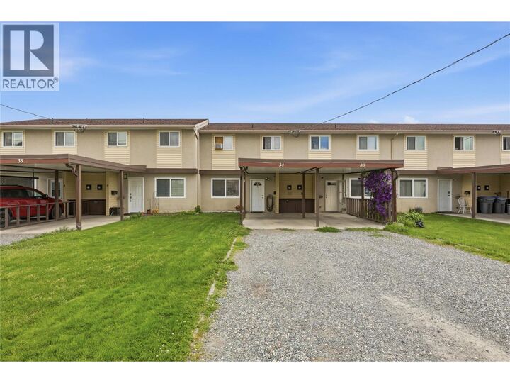 Property Photo:  1697 Greenfield Avenue 34  BC V2B 4N5 