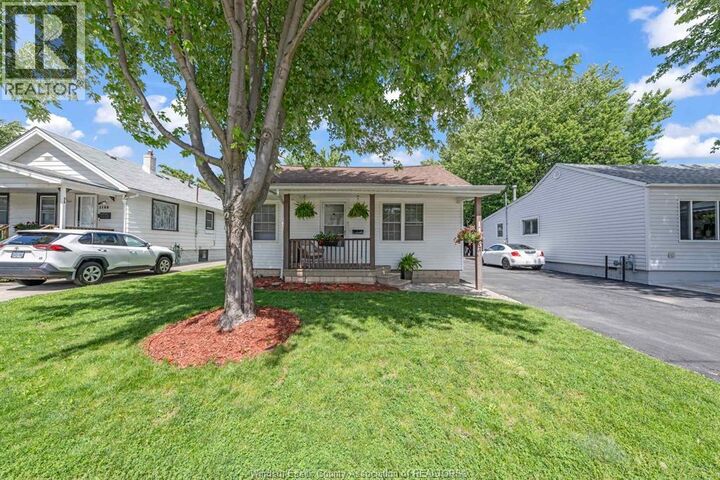Property Photo:  1196 Curry Avenue  ON N9B 2C9 
