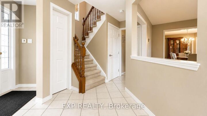 Property Photo:  287 Resurrection Drive Upper  ON N2N 3H4 