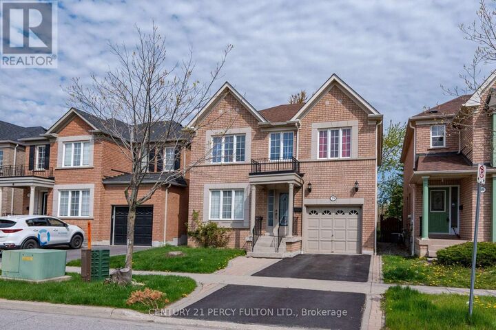 Property Photo:  71 Armitage Crescent  ON L1T 4K9 