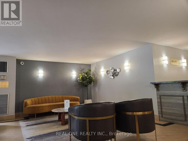 Property Photo: 5 Shady Golfway 1016 ON M3C 3A5