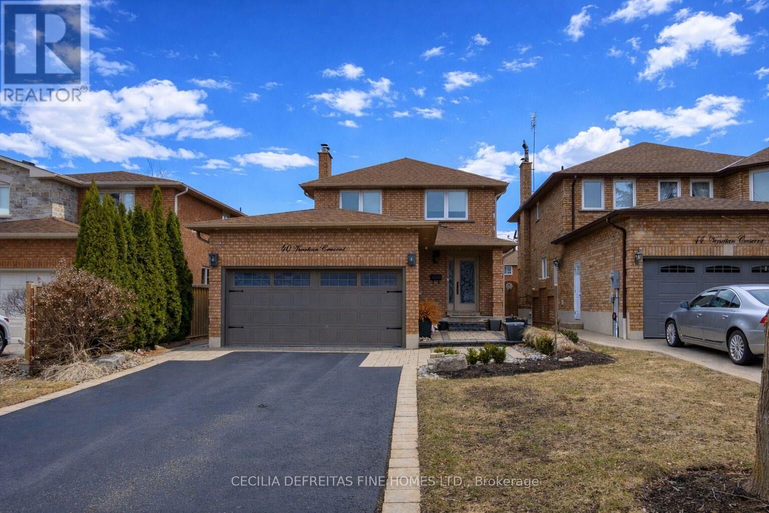 Property Photo:  40 Venetian Crescent Bsmt  ON L4L 5E5 