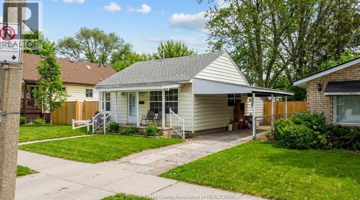 Property Photo:  3567 King Street  ON N9C 1P4 