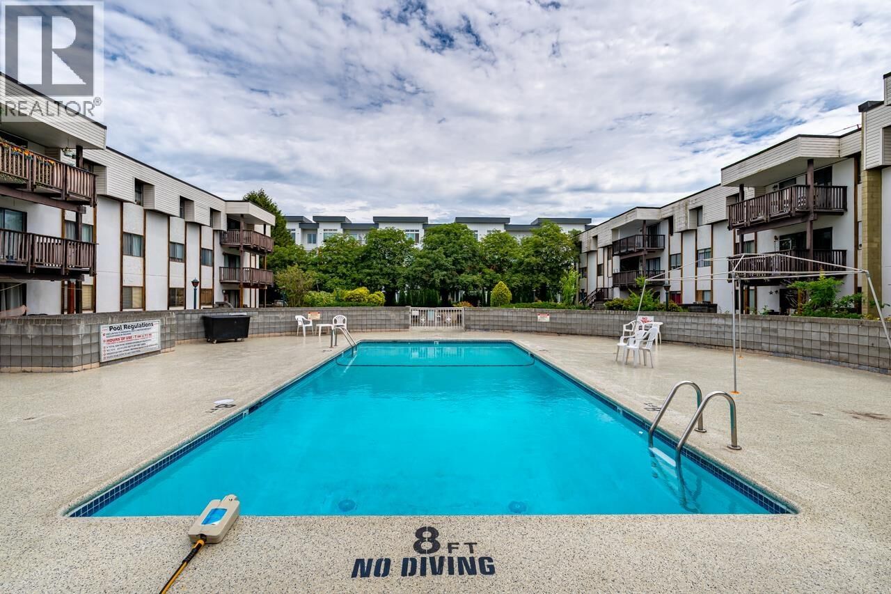 Property Photo:  12170 222nd Street 314  BC V2X 8H1 