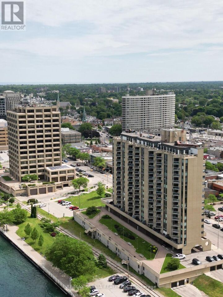 Property Photo: 155 Front Street North 1204 ON N7T 7V5