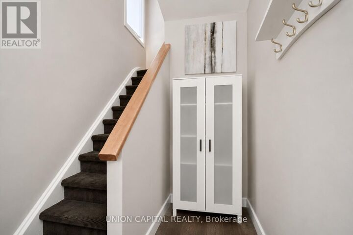 Property Photo: 40 Albert Street North ON L3V 5K2