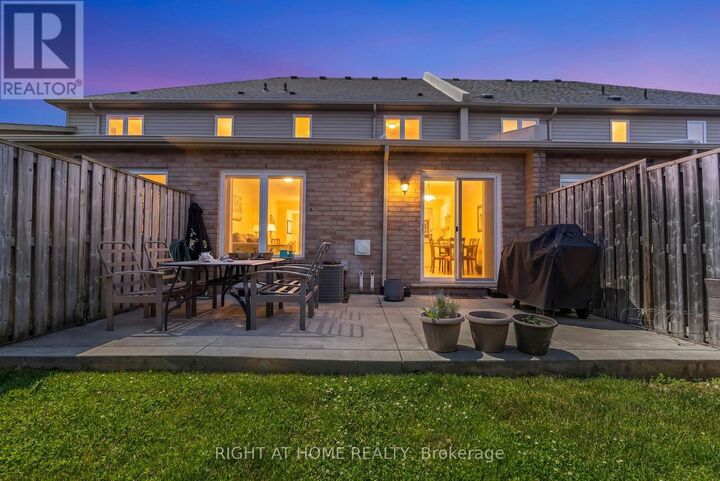 Property Photo: 9 Periwinkle Drive ON L0R 1P0