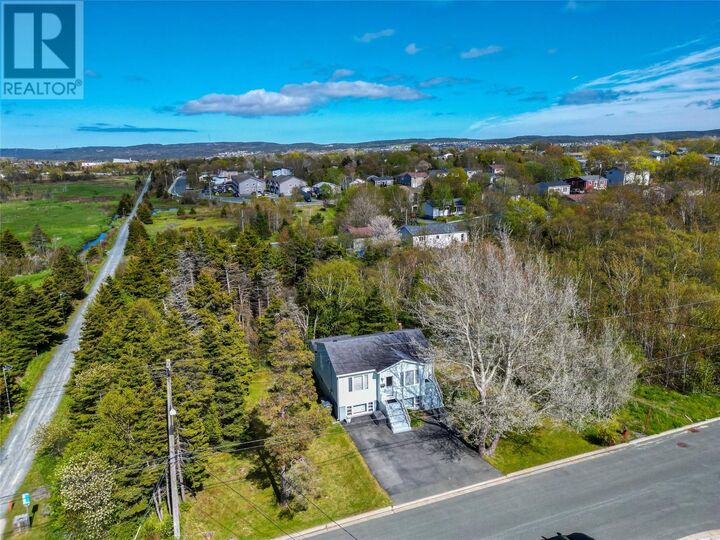 Property Photo:  16 Winston Avenue  NL A1N 1T1 