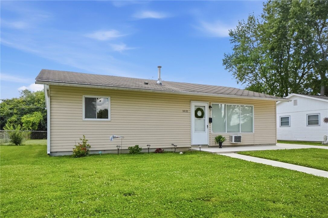 Property Photo:  1031 Reid Avenue  OH 45385 