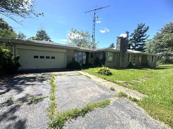 Property Photo:  10528 North State Road 227  IN 47341 