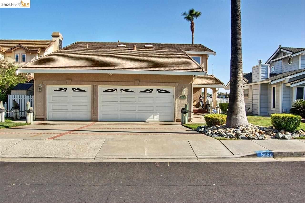 Property Photo:  5450 Beaver Ln  CA 94505 