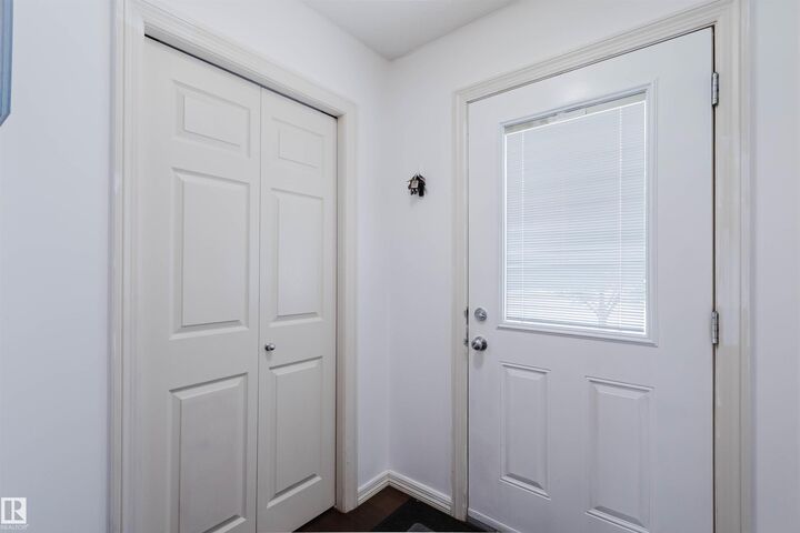 Property Photo:  1289 Cunningham Drive SW  AB T6W 0R7 
