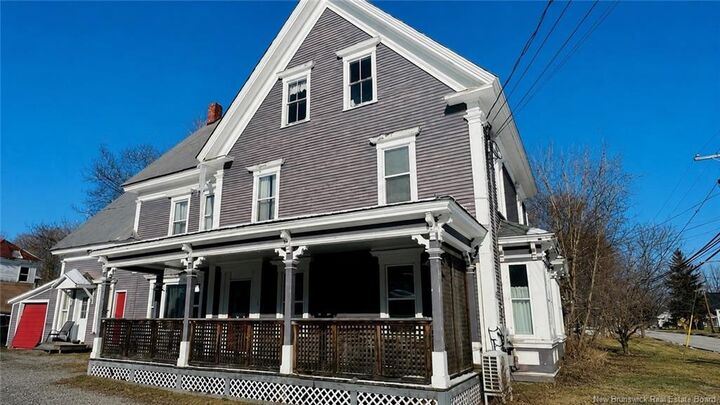 132 Broadway Street — photo 1