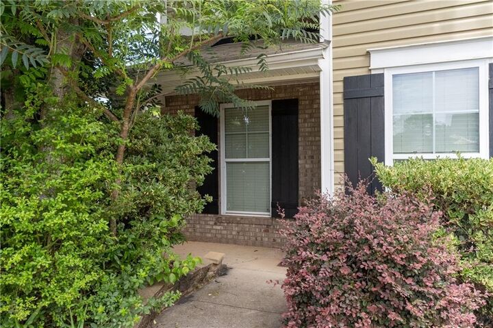 Property Photo: 416 Pepperbush Bend GA 30114