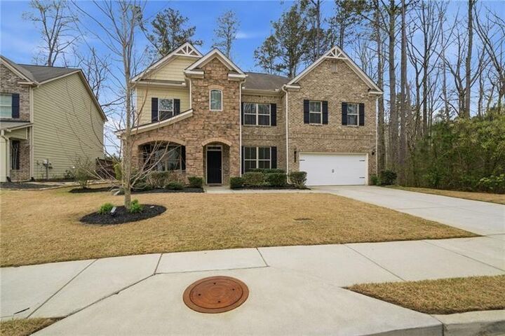 Property Photo: 3795 Gardenside Court GA 30004