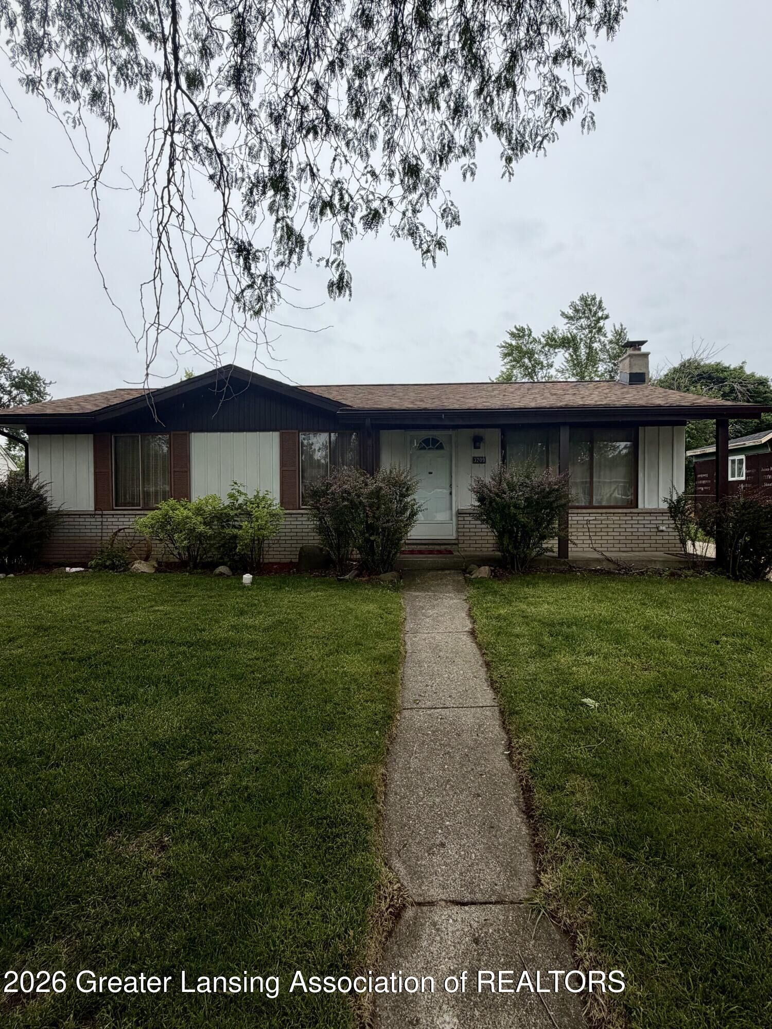 Property Photo:  3209 Lucie Street  MI 48911 