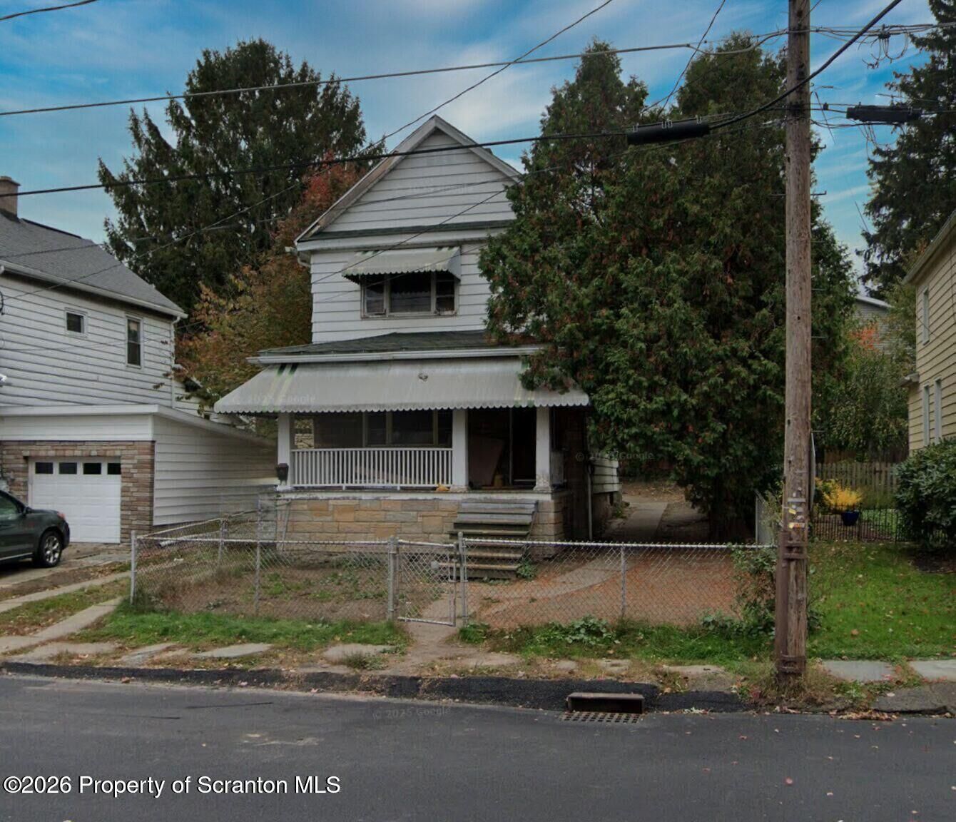 Property Photo: 118 Allen Street PA 18512