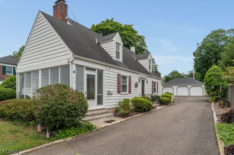 Property Photo:  35 Elwood Ave  NJ 08822 