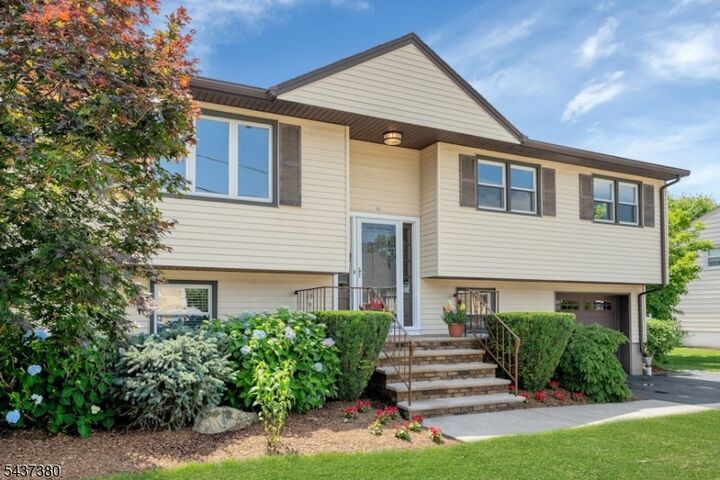 Property Photo: 11 Monnett St NJ 07643