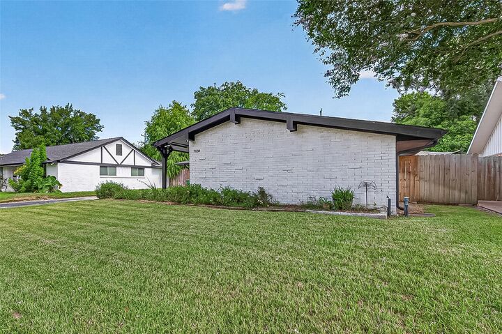 Property Photo:  7034 Langdon Lane  TX 77074 