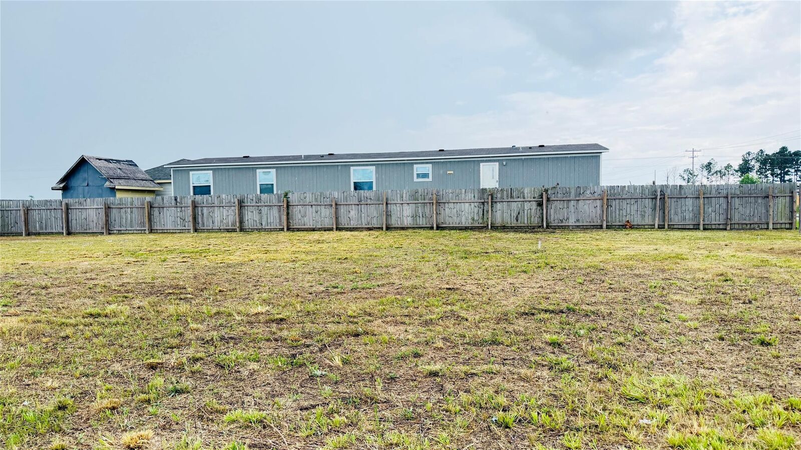 Property Photo:  2462 Road 5708  TX 77327 